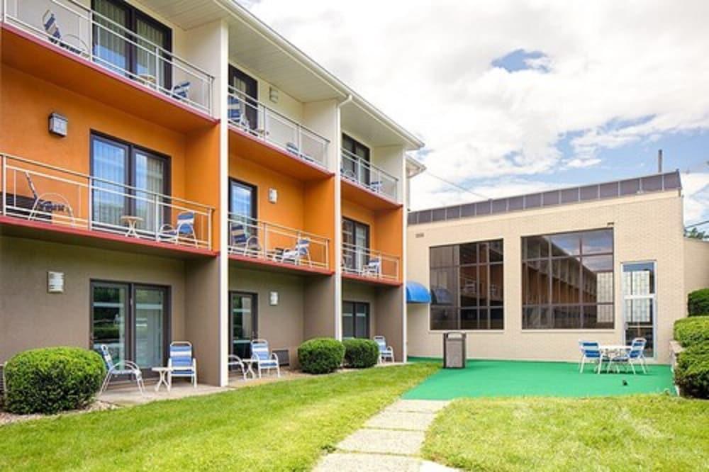 Hawthorn Extended Stay By Wyndham צ'יימברסבורג מראה חיצוני תמונה