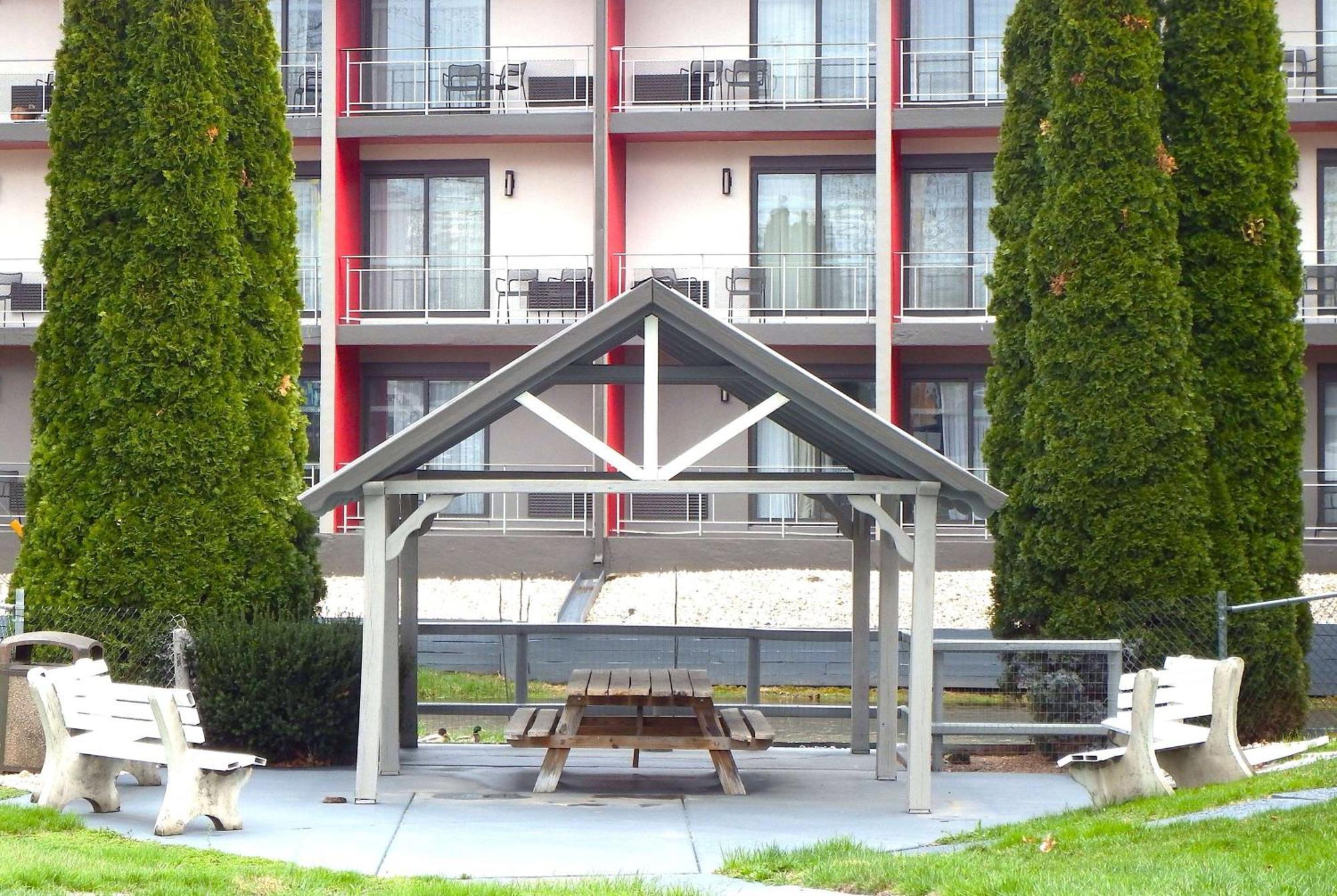 Hawthorn Extended Stay By Wyndham צ'יימברסבורג מראה חיצוני תמונה